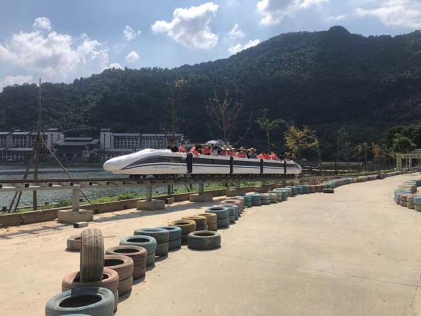 网红高铁小火车