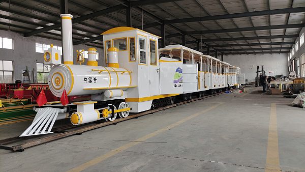 HYC-36座轨道观光火车